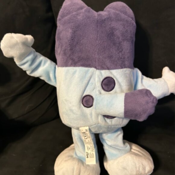 Works! Bluey Interactive Dancing & Talking Doll 13” - Picture 2 of 2